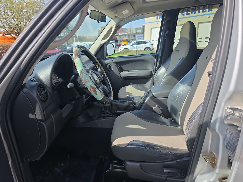 Used 2004 Silver Jeep Sport image 14