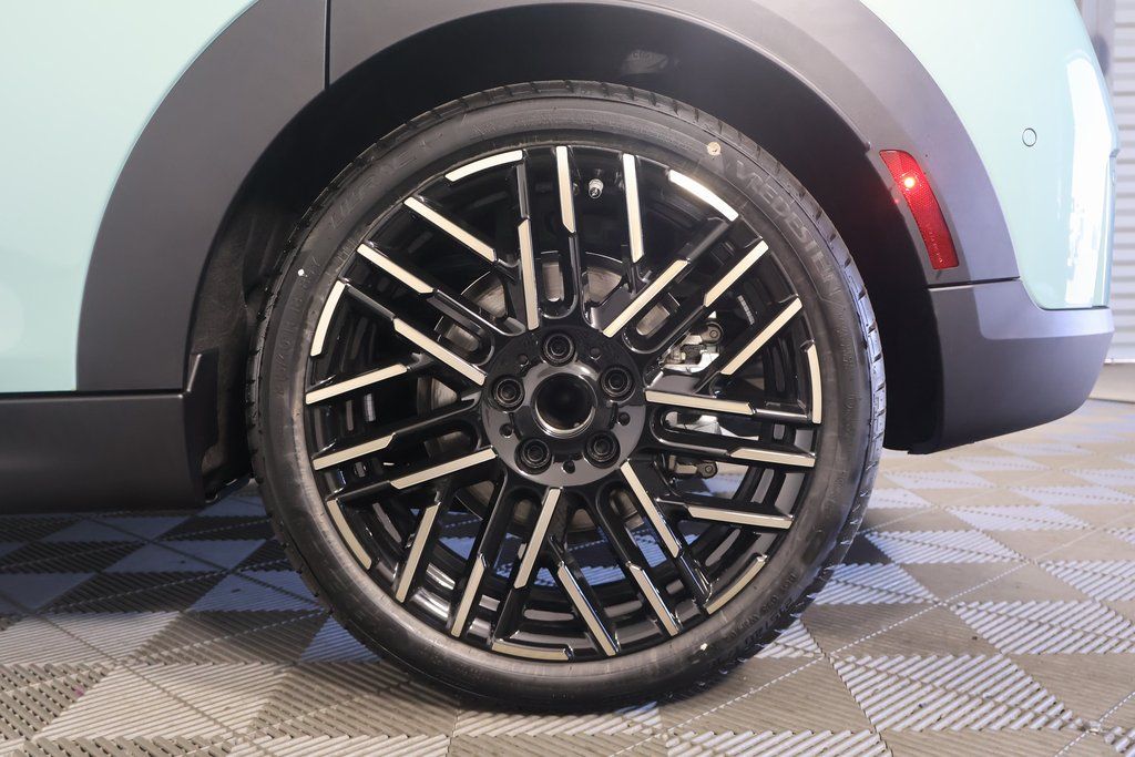 Thumbnail: 2025 MINI Cooper Hardtop - 10