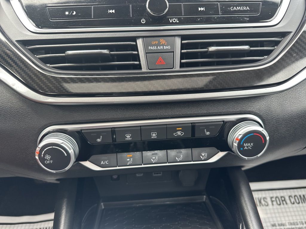 2024 Gun Metallic Nissan Altima 2.5 SR FWD Sedan