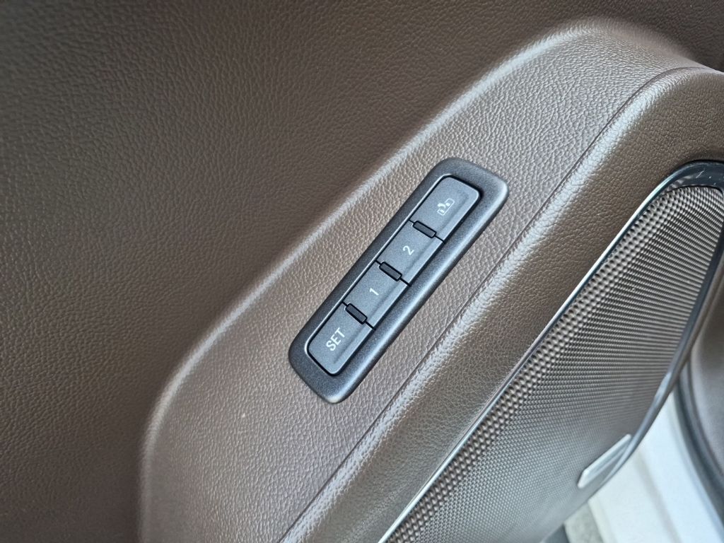 Used Car 2017 Chevrolet Suburban  Premier For Sale Under $30,000 In Austin, Texas