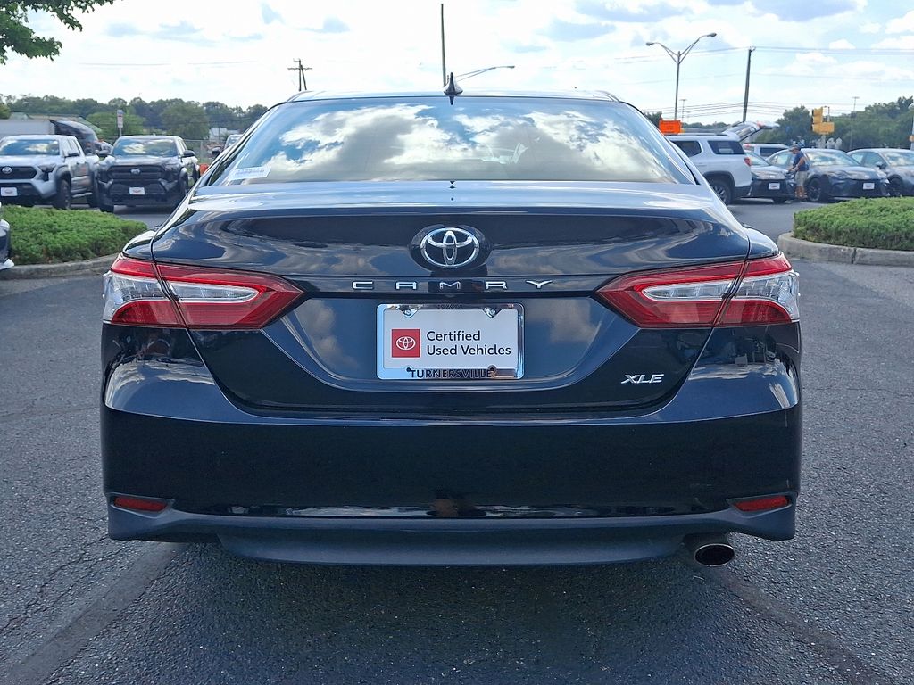 Thumbnail: 2019 Toyota Camry - 5