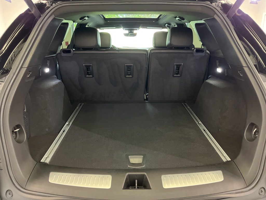 used 2023 Cadillac XT5 car, priced at $39,350