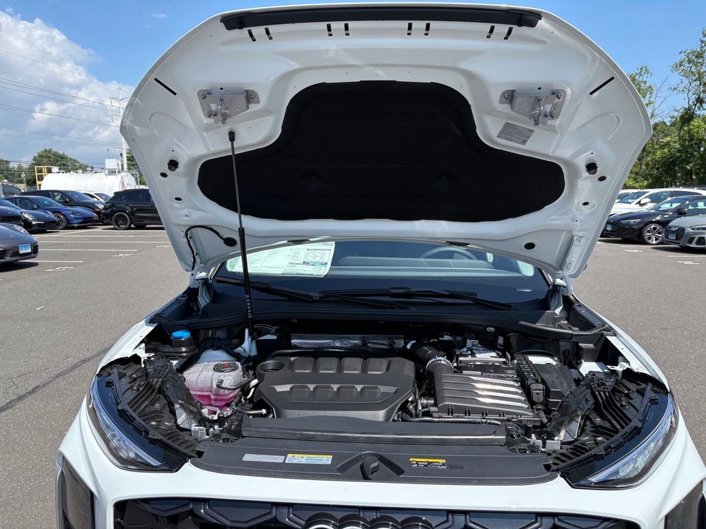 Thumbnail: 2026 Audi Q3 - 14