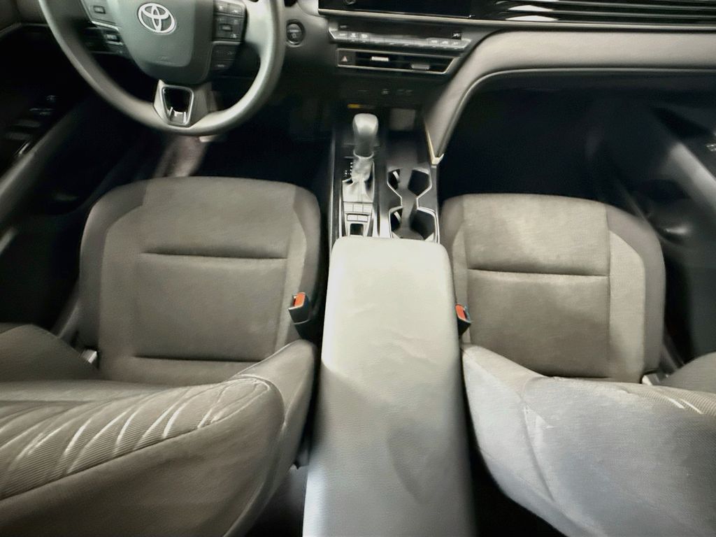 Thumbnail: 2025 Toyota Camry - 16