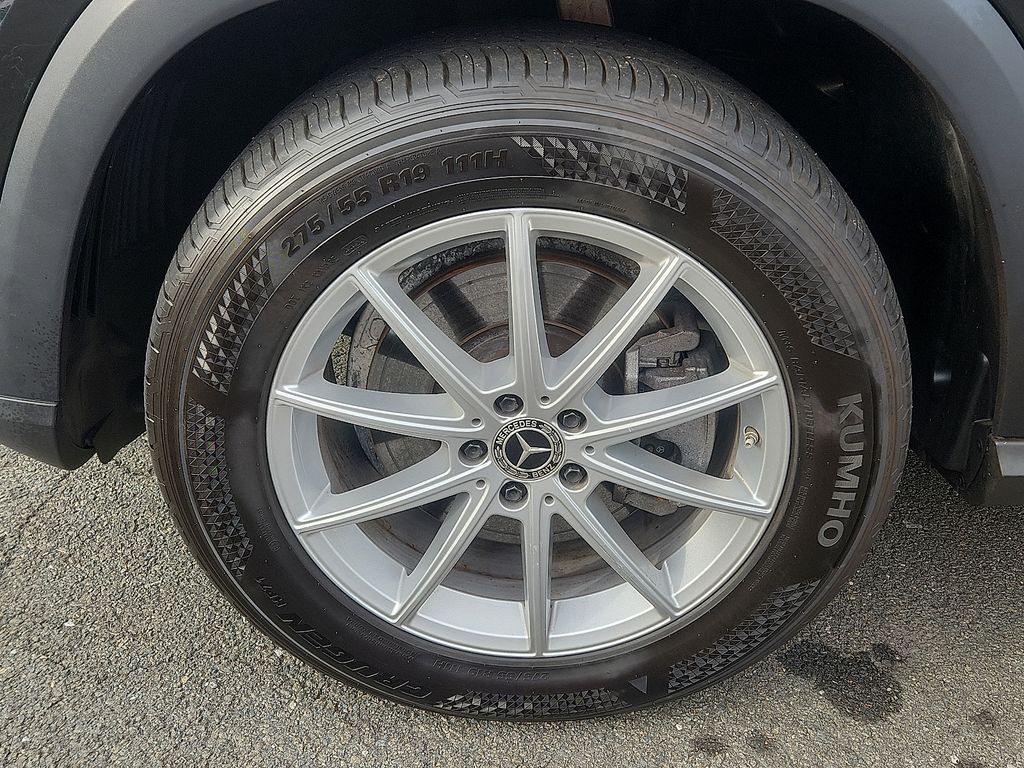 Thumbnail: 2024 Mercedes-Benz GLE - 8