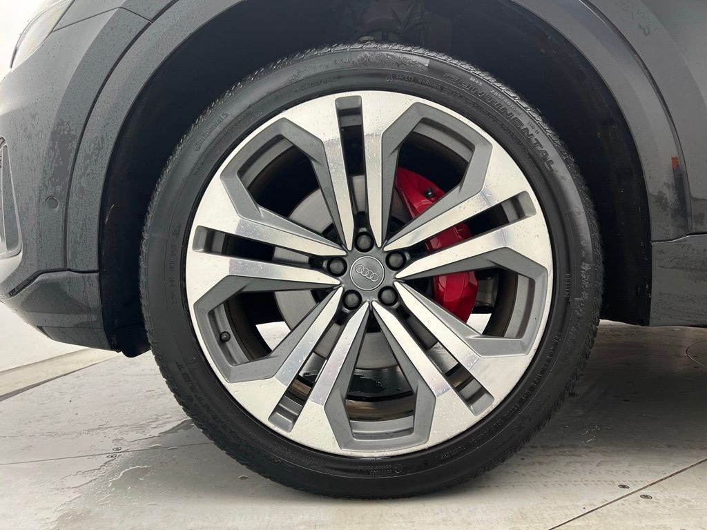 Thumbnail: 2019 Audi Q8 - 22