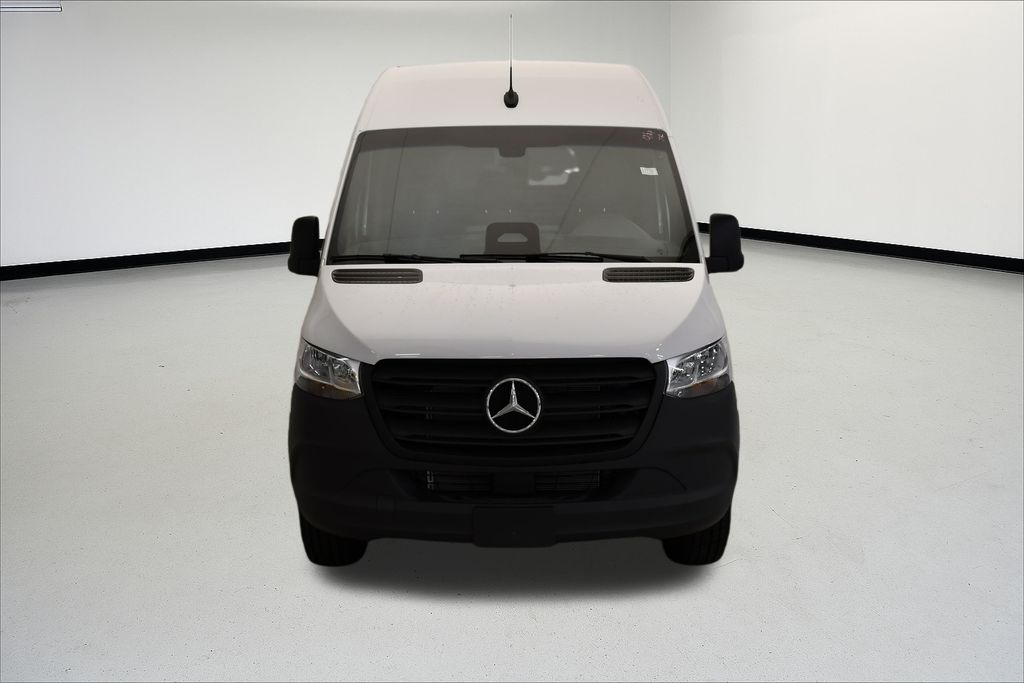 Thumbnail: 2026 Mercedes-Benz Sprinter - 2