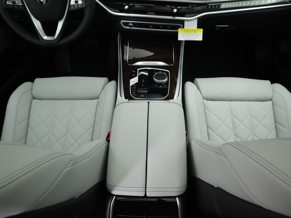 Thumbnail: 2026 BMW X5 - 17