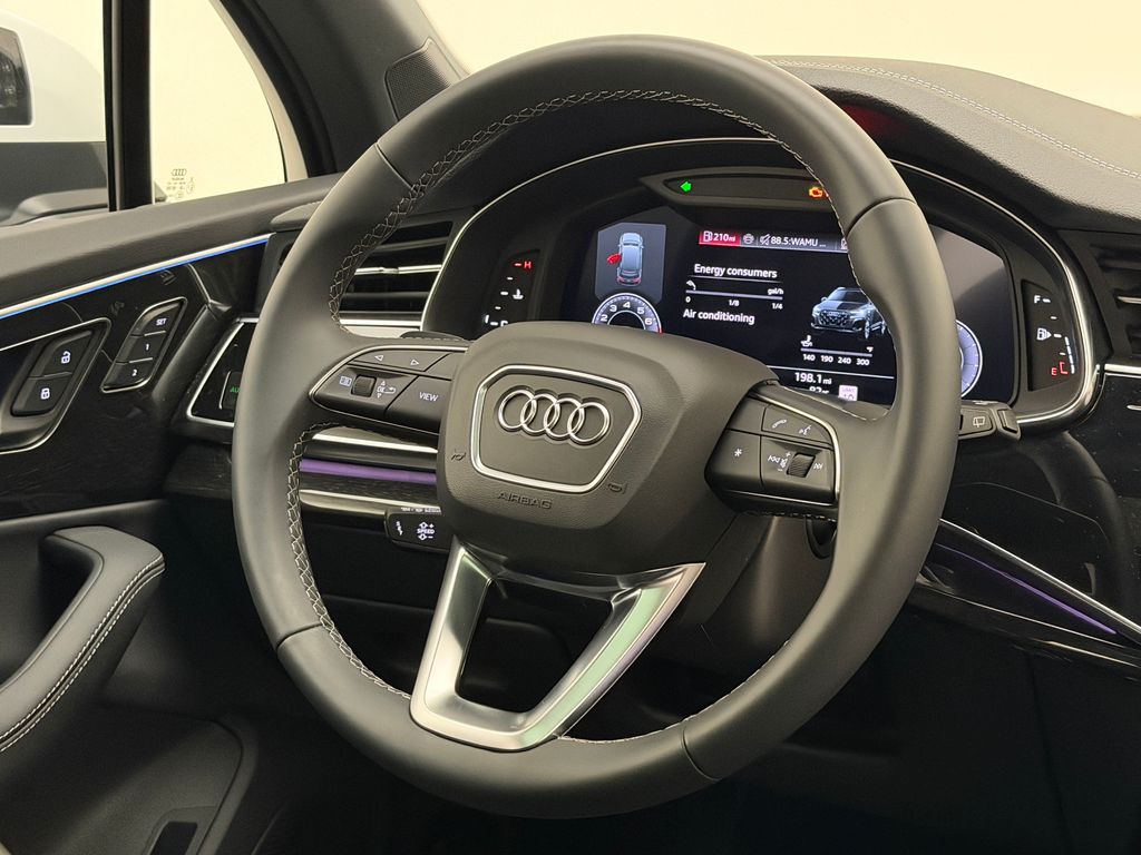 Thumbnail: 2025 Audi Q7 - 21