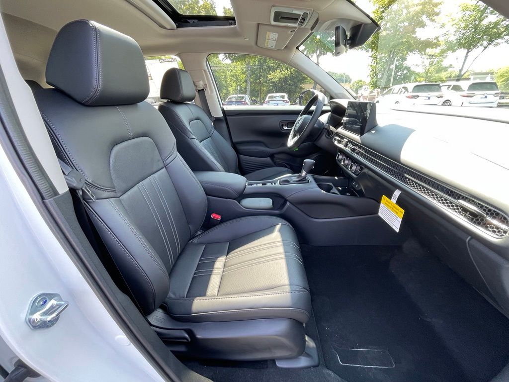 Thumbnail: 2027 Honda HR-V - 32