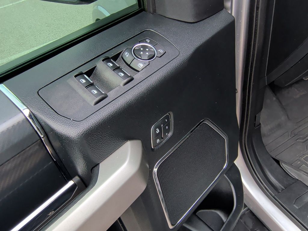2020 Ford F-150 Lariat - 10