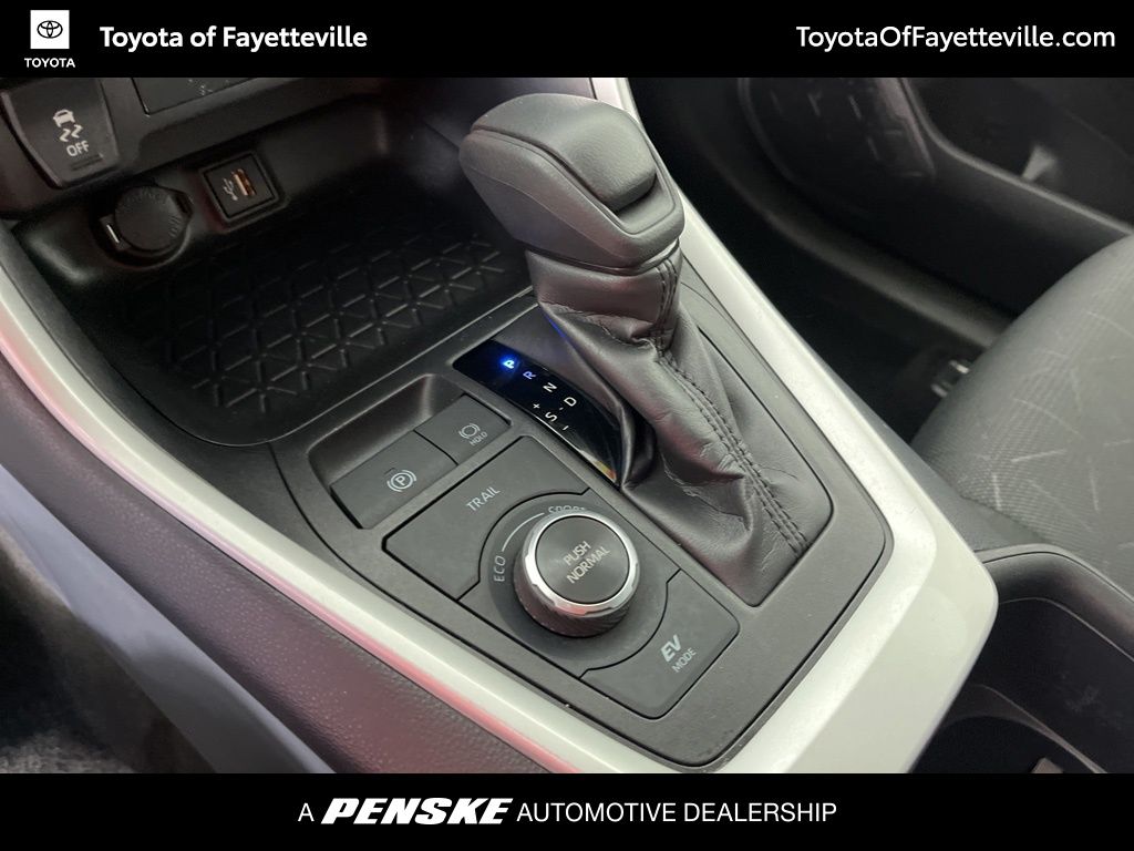 Thumbnail: 2025 Toyota RAV4 - 30