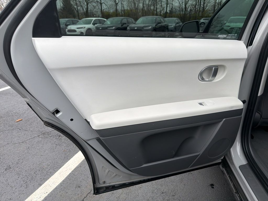 Thumbnail: 2024 Hyundai Ioniq 5 - 20