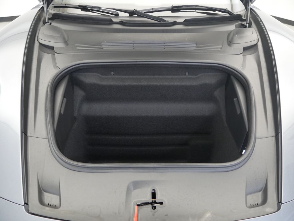 Thumbnail: 2026 Porsche 911 - 12