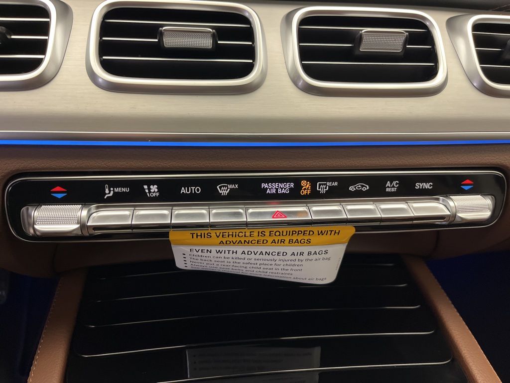 Thumbnail: 2026 Mercedes-Benz GLE - 19