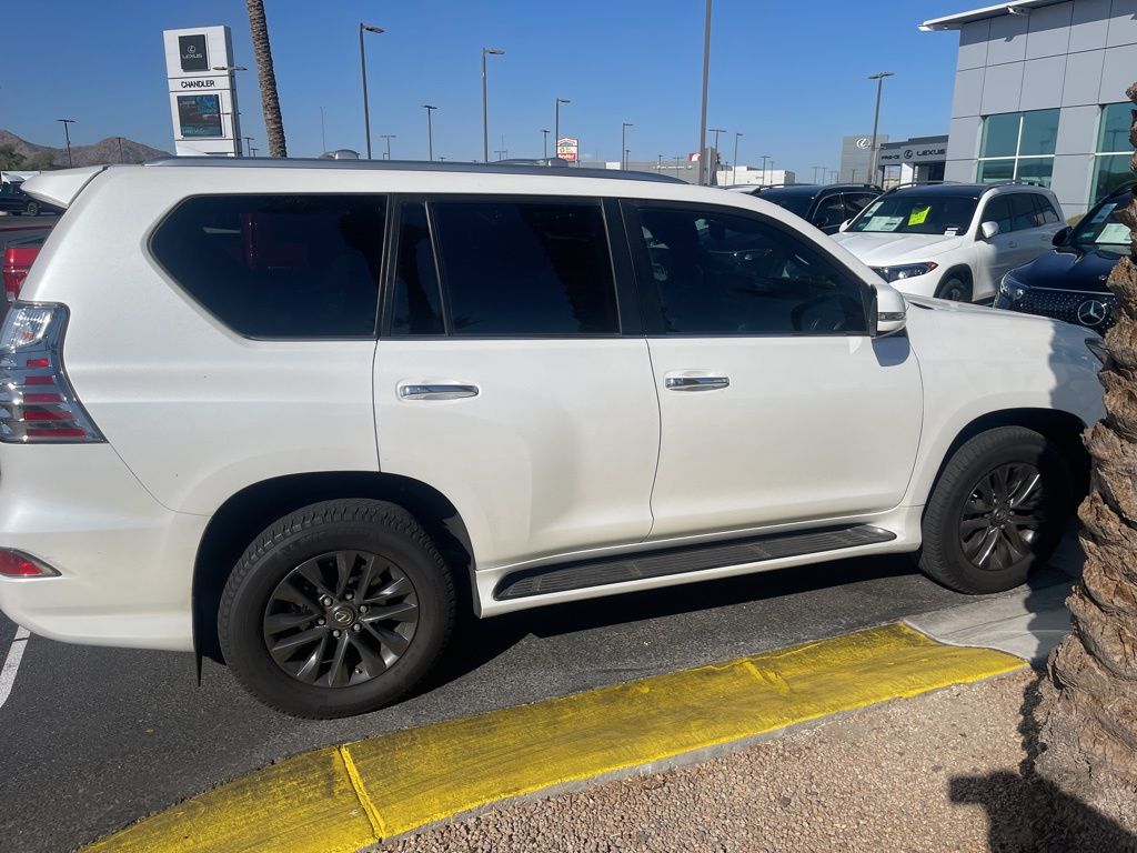 2023 Lexus GX 460 3