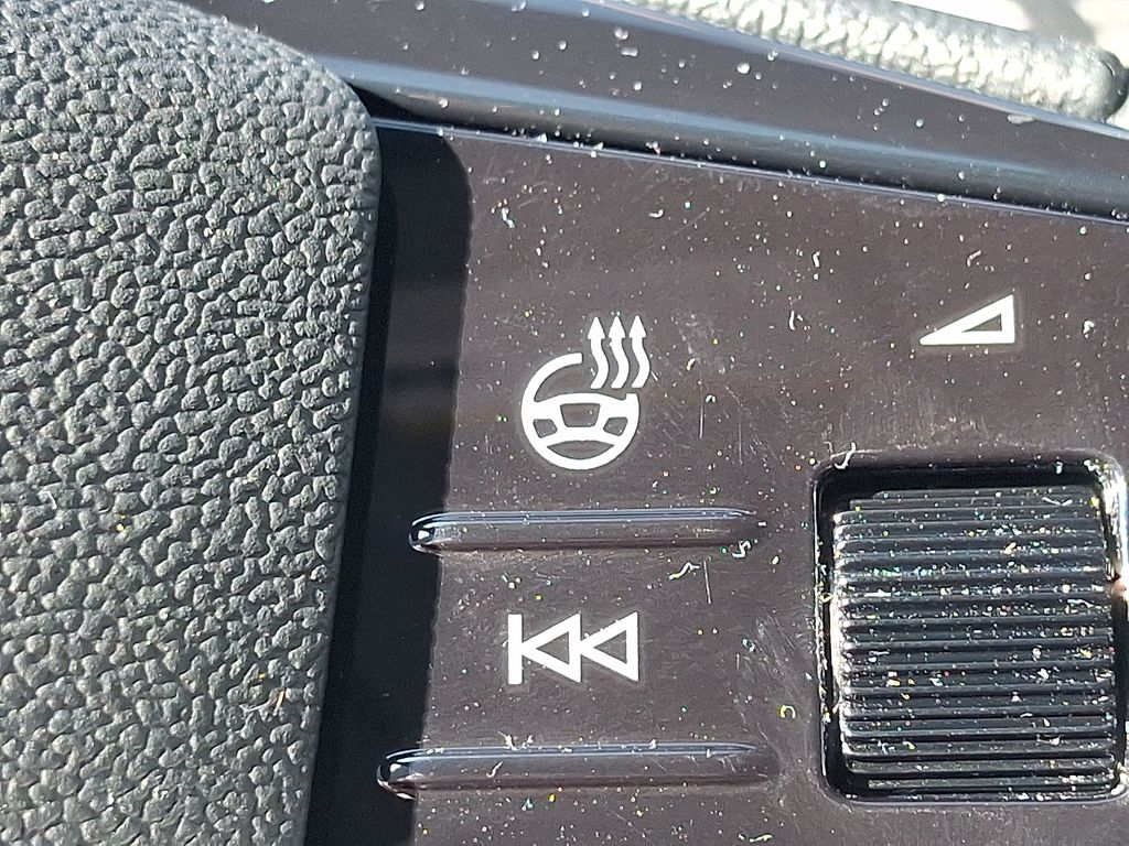 Thumbnail: 2026 Audi Q5 - 17