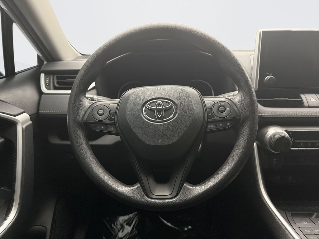 Thumbnail: 2024 Toyota RAV4 - 12
