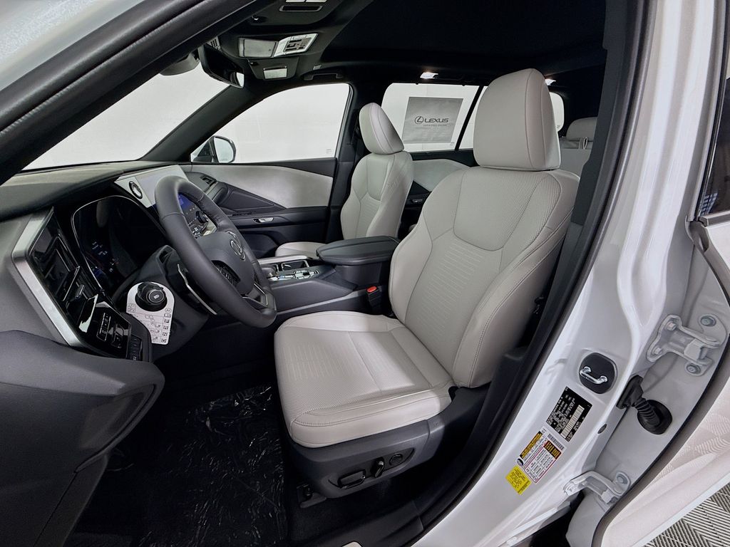 Thumbnail: 2026 Lexus TX - 16