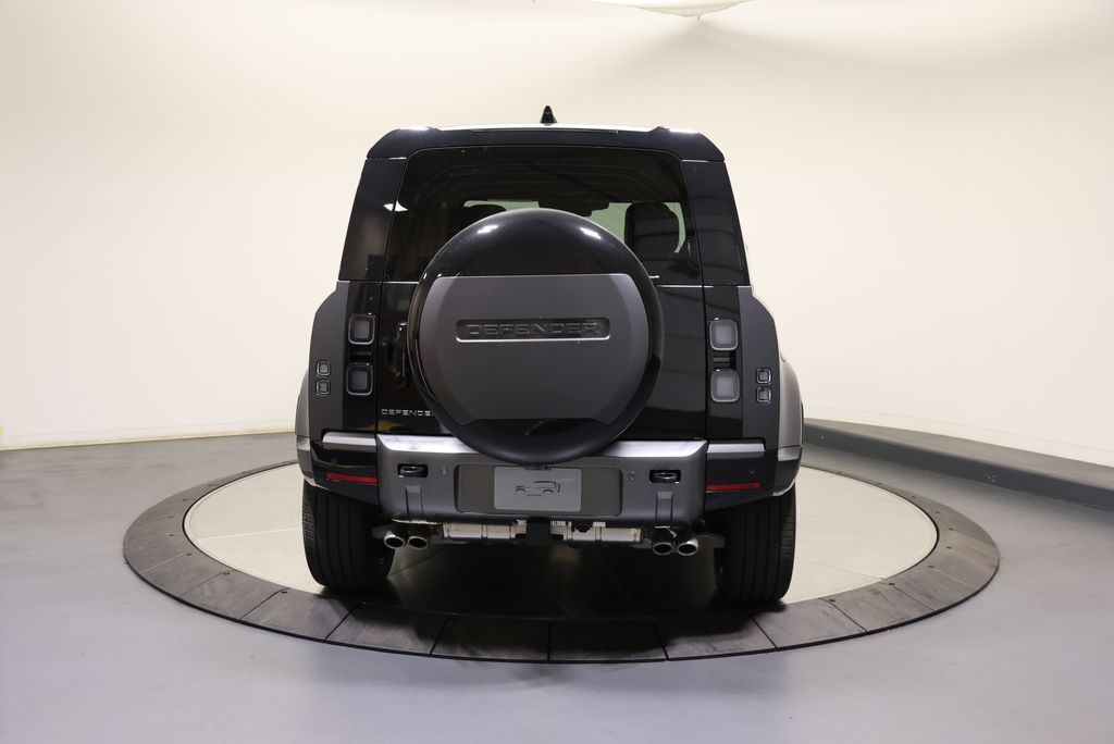Thumbnail: 2026 Land Rover Defender - 4