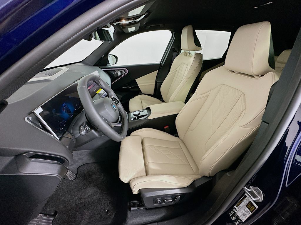 Thumbnail: 2026 BMW X3 - 16