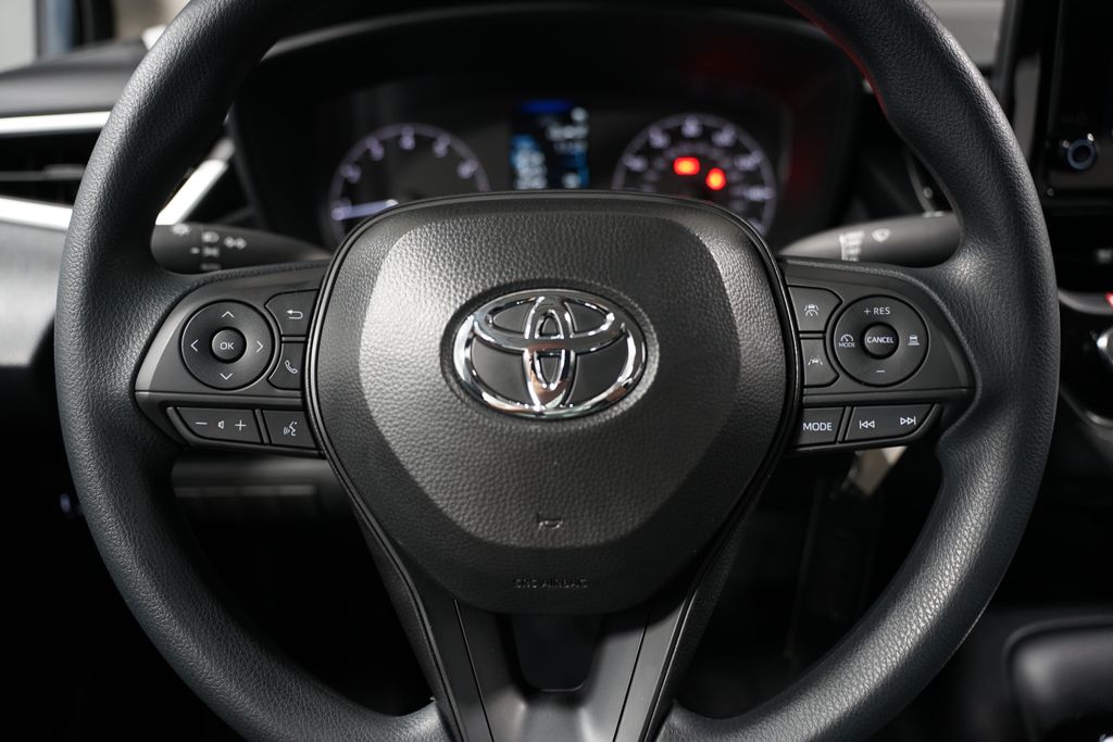 2025 Toyota Corolla LE 12