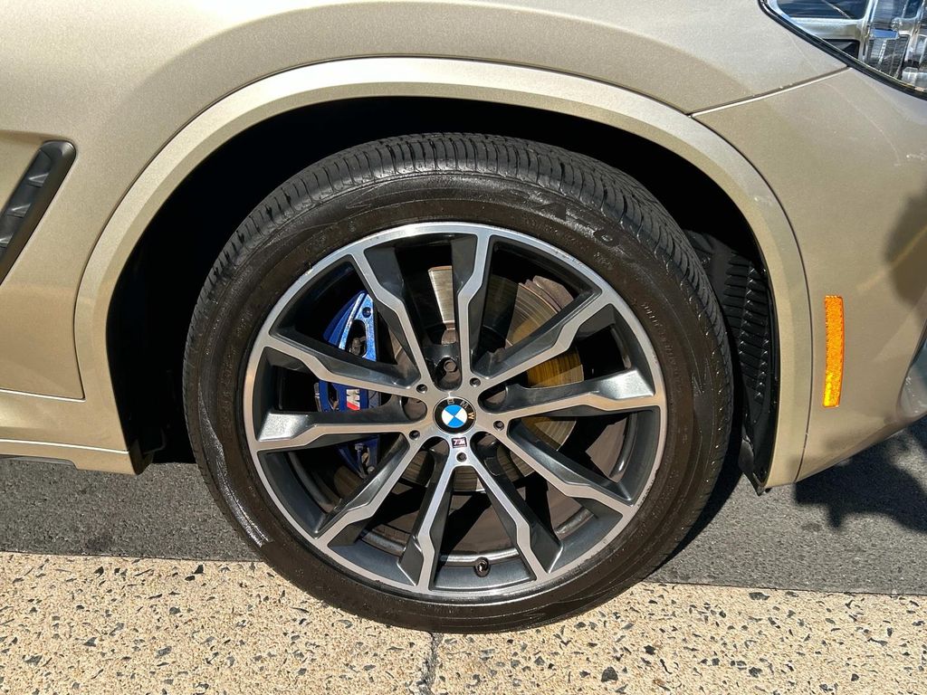Thumbnail: 2020 BMW X4 - 18