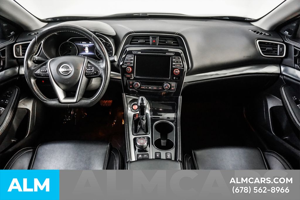 Used 2023 Black Nissan 3.5 SL image 23