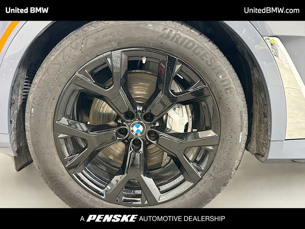 Thumbnail: 2026 BMW X7 - 2