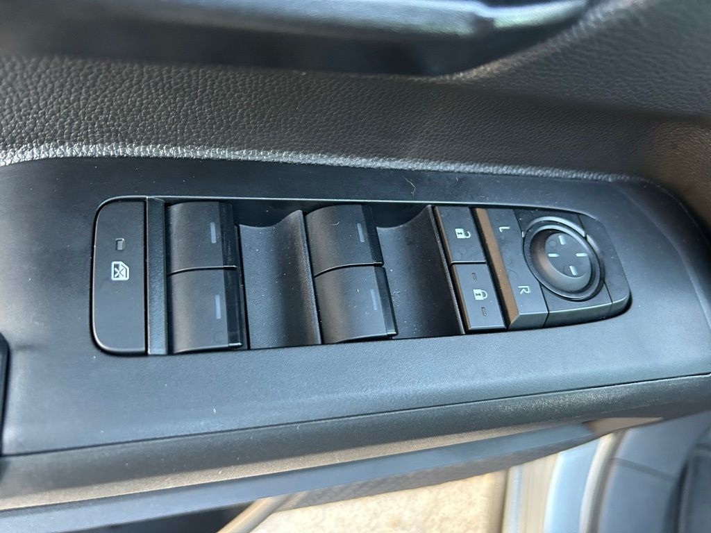 Thumbnail: 2024 Toyota Tacoma - 17