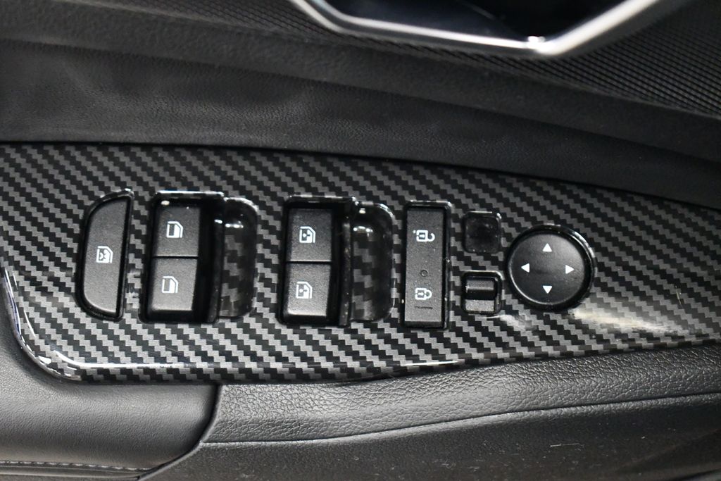 Thumbnail: 2023 Kia Sportage - 17