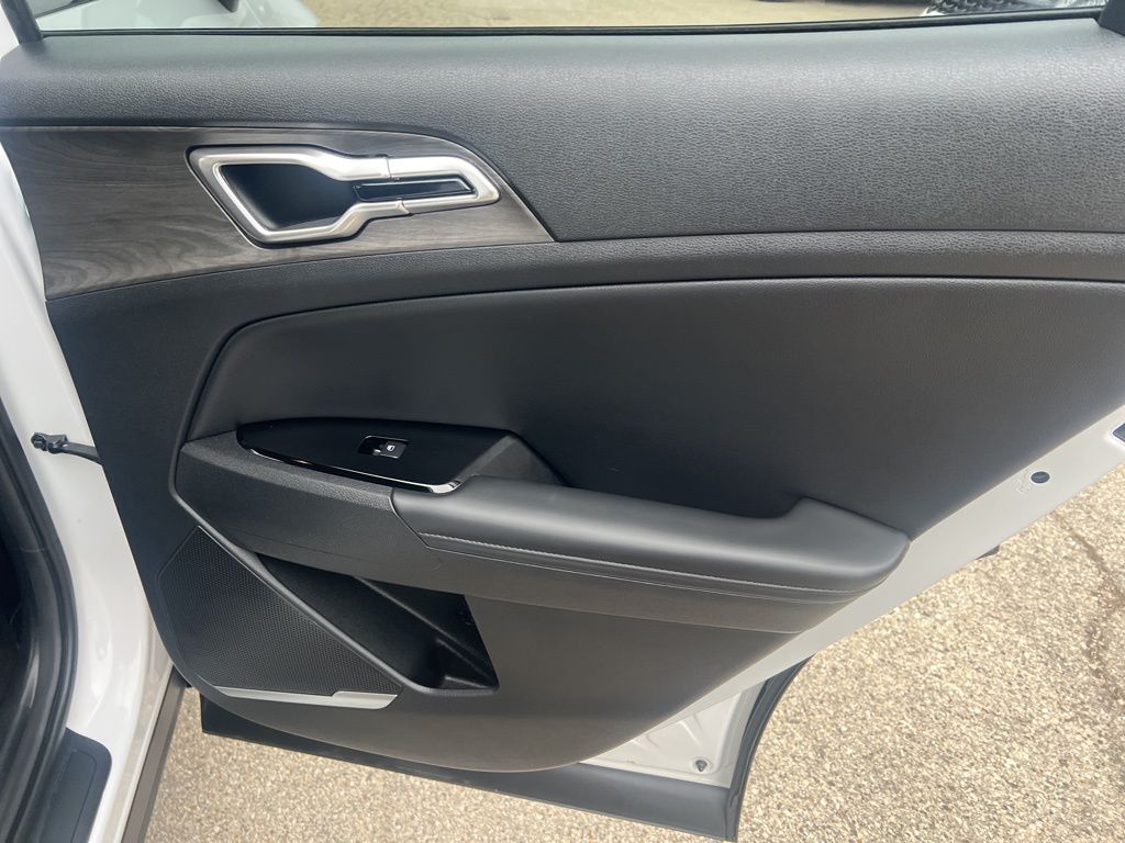 2023 Kia Sportage X-Line photo