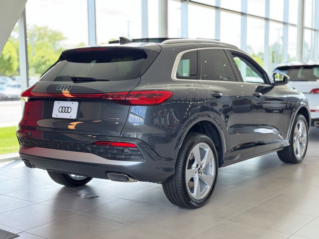 2025 Audi Q5 Premium 3