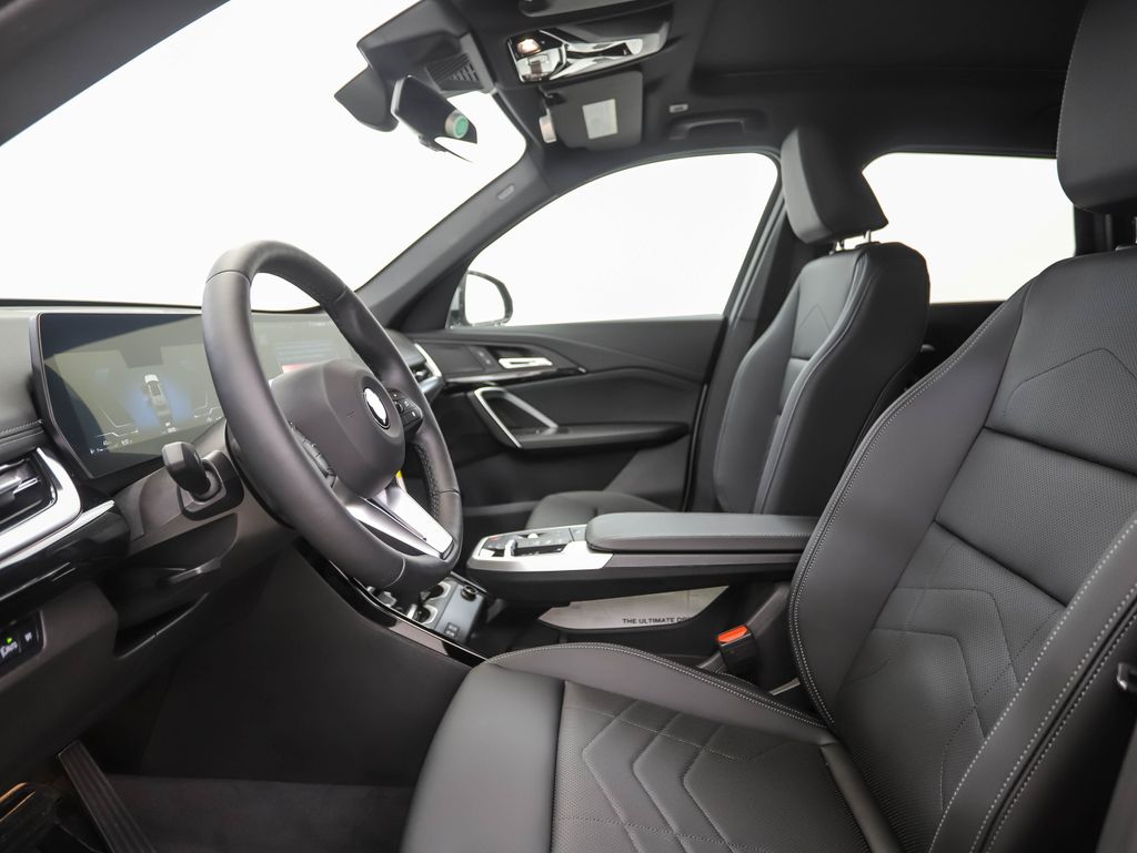 Thumbnail: 2026 BMW X1 - 11