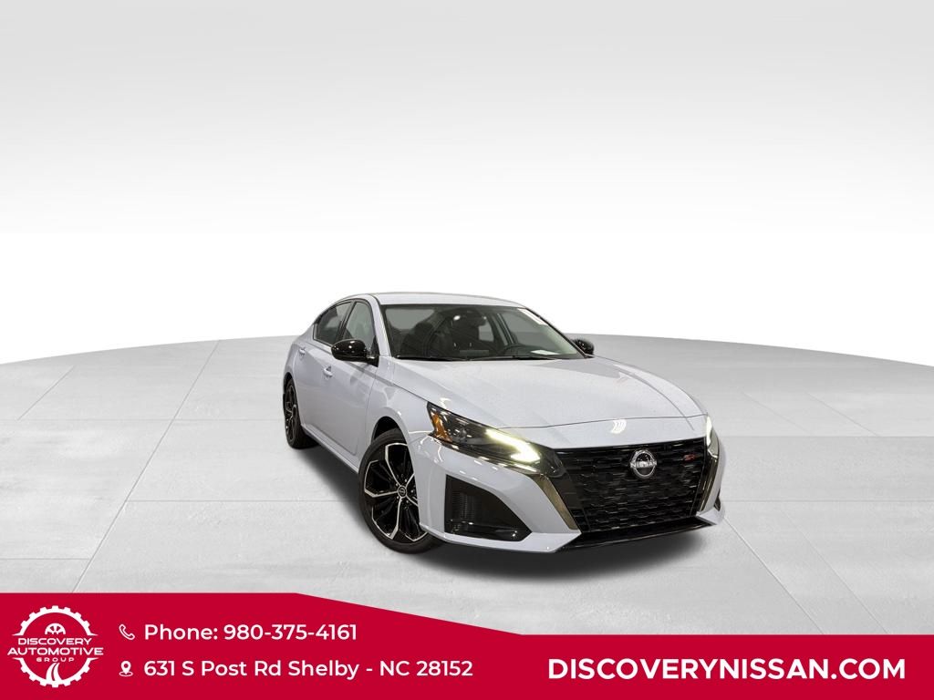 2025 Nissan Altima 2.5 SR FWD