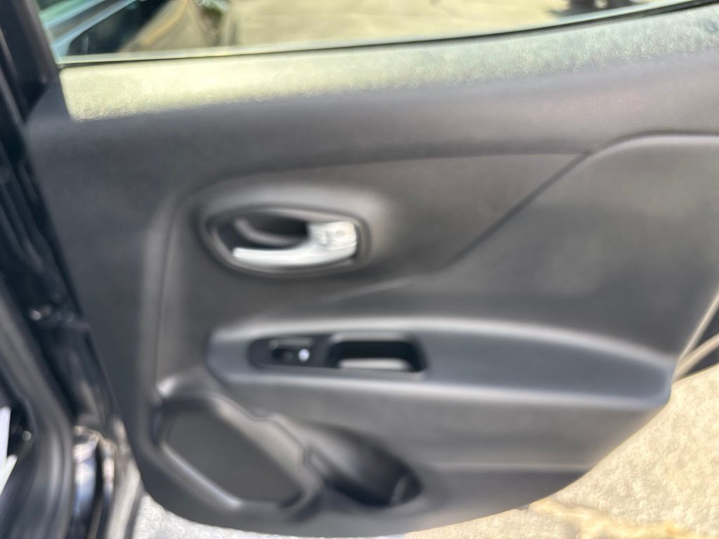 Used 2023 Jeep Renegade SUV