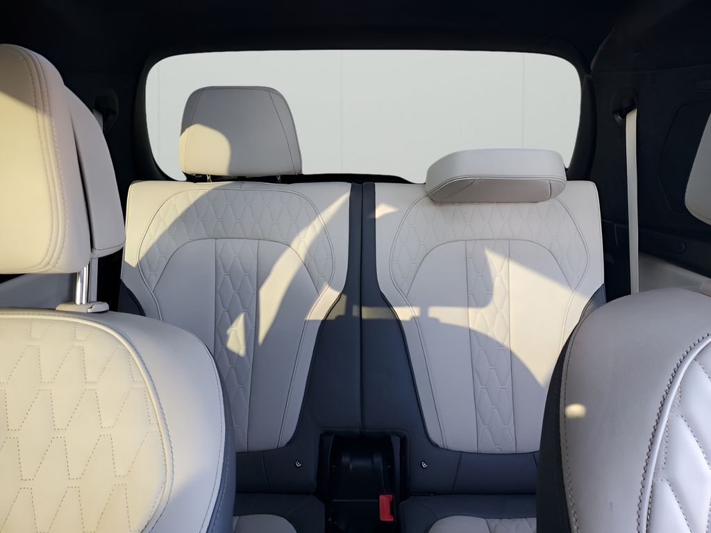 Used Car 2023 Bmw X7  M60i For Sale Under $70,000 In Austin, Texas