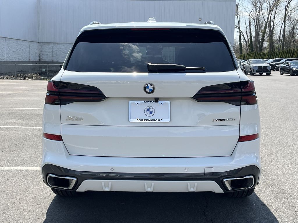Thumbnail: 2024 BMW X5 - 23
