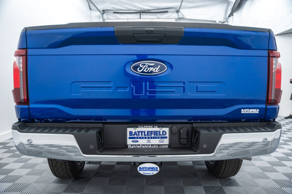 View vehicle photo 6