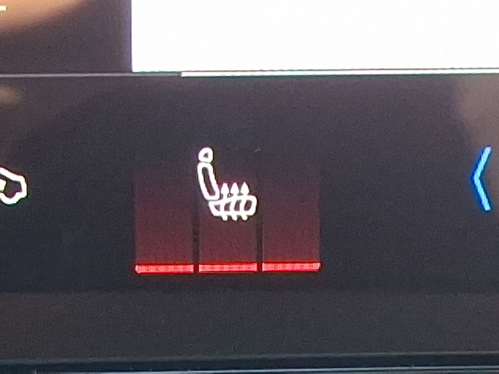 Thumbnail: 2025 Audi Q5 - 18