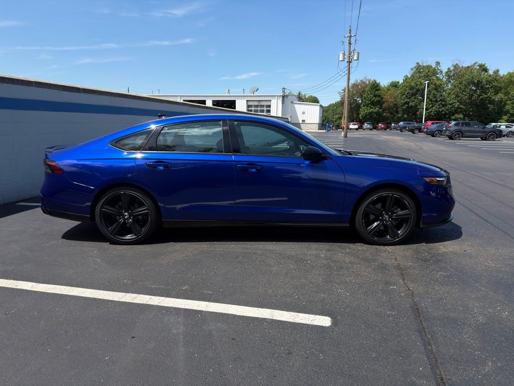 Thumbnail: 2023 Honda Accord - 6