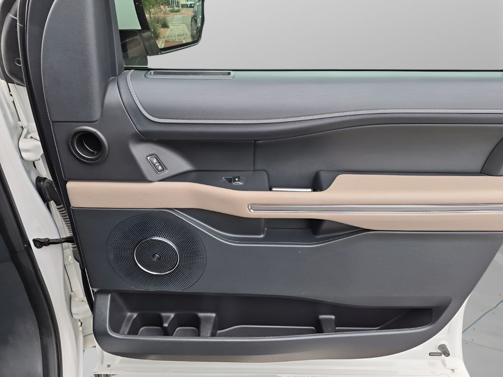 Used Car 2022 Ford Expedition Max  Limited For Sale Under $35,000 In Austin, Texas