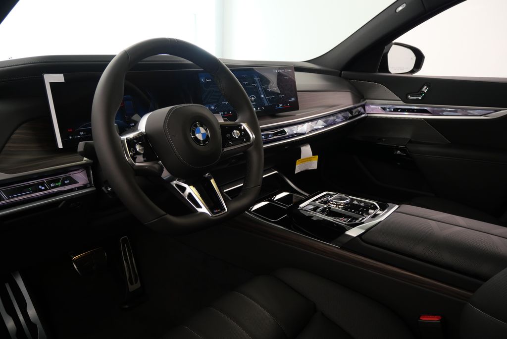 2024 BMW 7 Series 760i xDrive 14