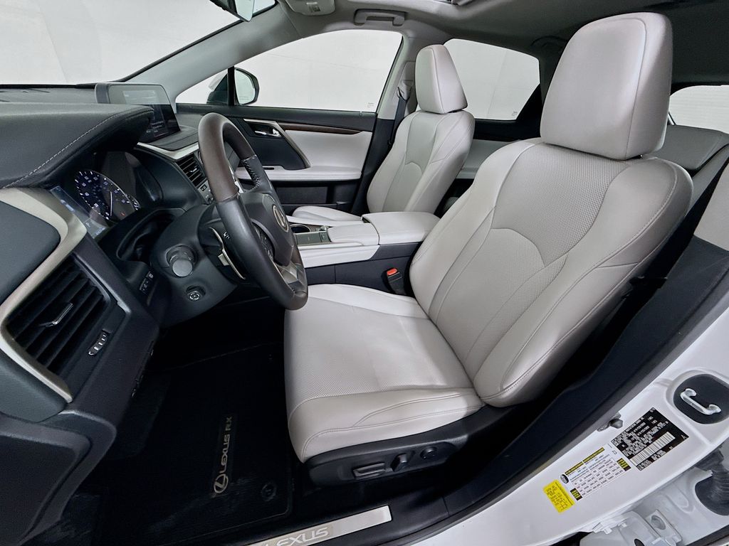 Thumbnail: 2020 Lexus RX - 20