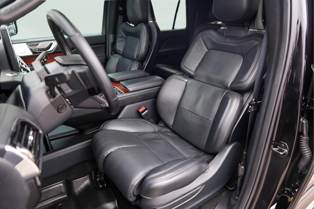 Used Car 2024 Lincoln Navigator L  L Reserve For Sale Under $70,000 In Austin, Texas