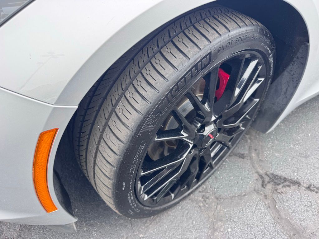 ChevroletCorvette2