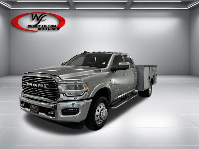 Billet Silver Metallic 2022 RAM 3500 Chassis Laramie Crew Cab LB DRW 4WD Pickup Truck Four-Wheel Drive 6-Speed Automatic