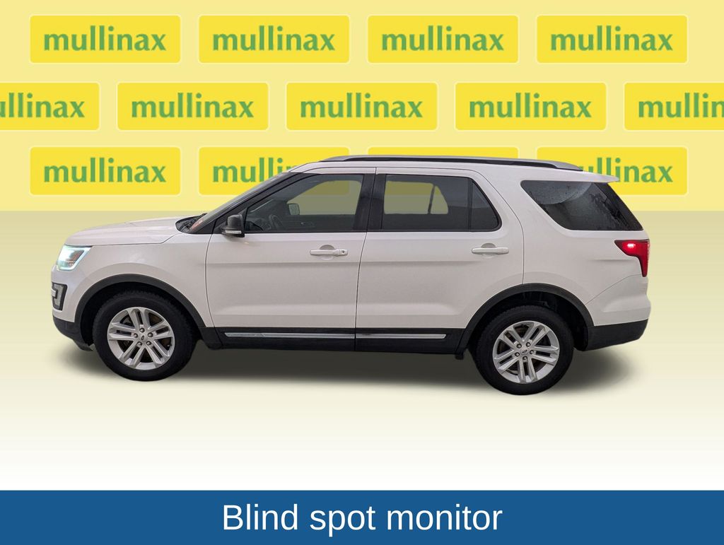 Used 2017 White Ford XLT image 9