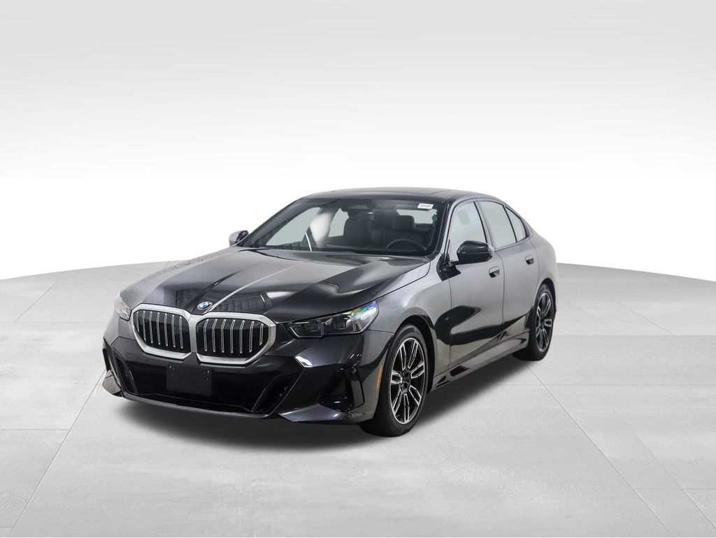 Thumbnail: 2026 BMW 5 Series - 1