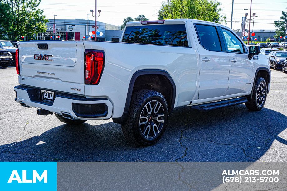 Used 2022 White GMC AT4 image 6